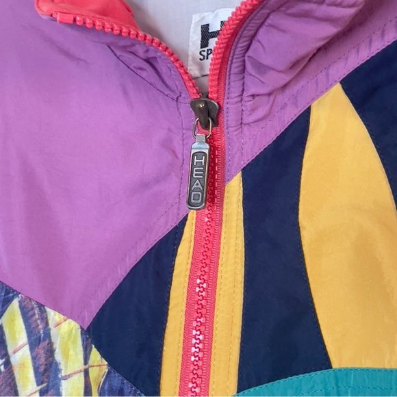VINTAGE MULTICOLOR BUTTERFLY & GEOMETRIC PRINT HEAD WINDBREAKER SIZE S - Picture 10 of 16